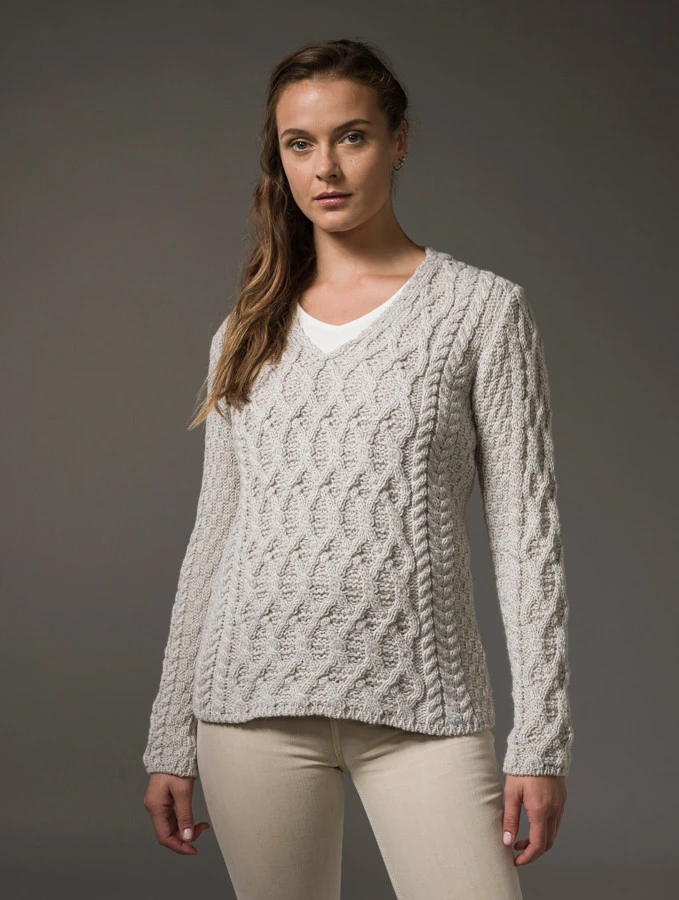 Lattice Cable V Neck Sweater - Image 7