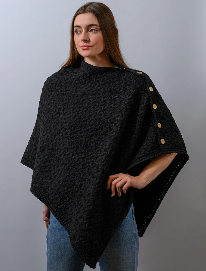 Super Soft Trellis Poncho - Image 17