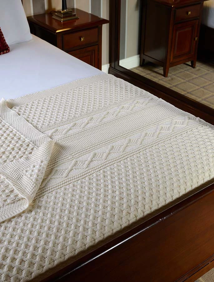 Carroll Clan Aran Throw - Image 2