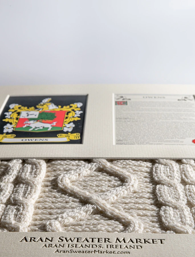 Owens Clan Aran & History Display - Image 3