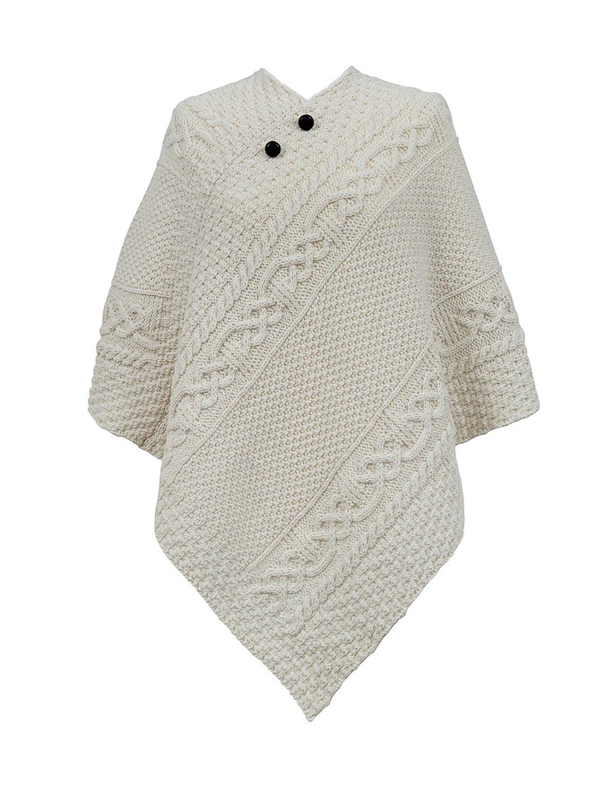 Pierce Clan Aran Poncho - Image 4