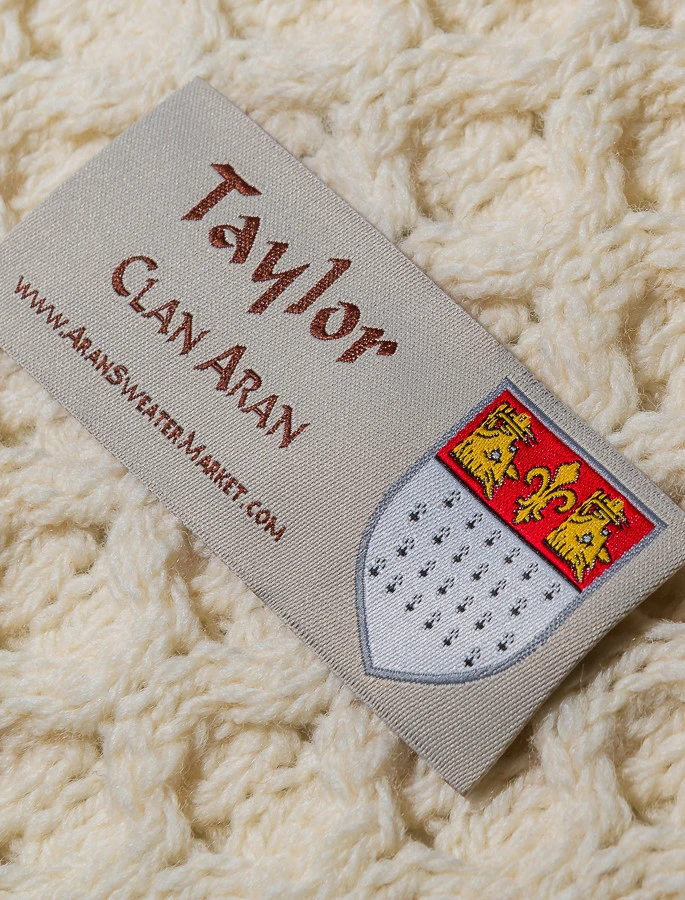 Taylor Clan Aran Poncho - Image 4