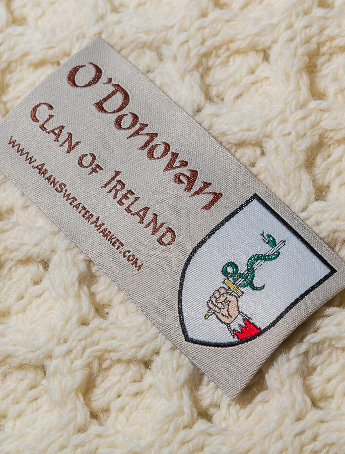 O'Donovan Clan Aran Poncho - Image 4