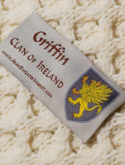 Griffin Clan Aran Poncho