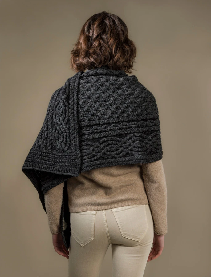 Celtic Fairy Tree Cable Knit Shawl - Image 3